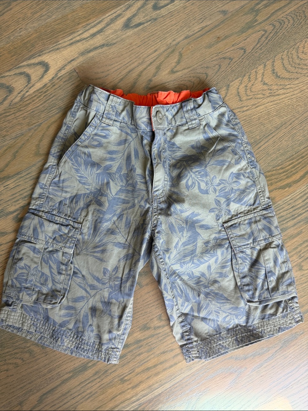 Hanna Andersson Leaf-Print Cargo Shorts in Tan and Blue with Orange Waistband